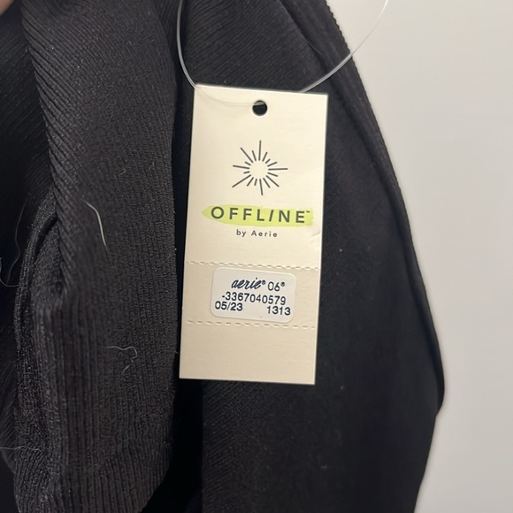 AERIE NWT Black Top Size XL - Picture 7 of 10